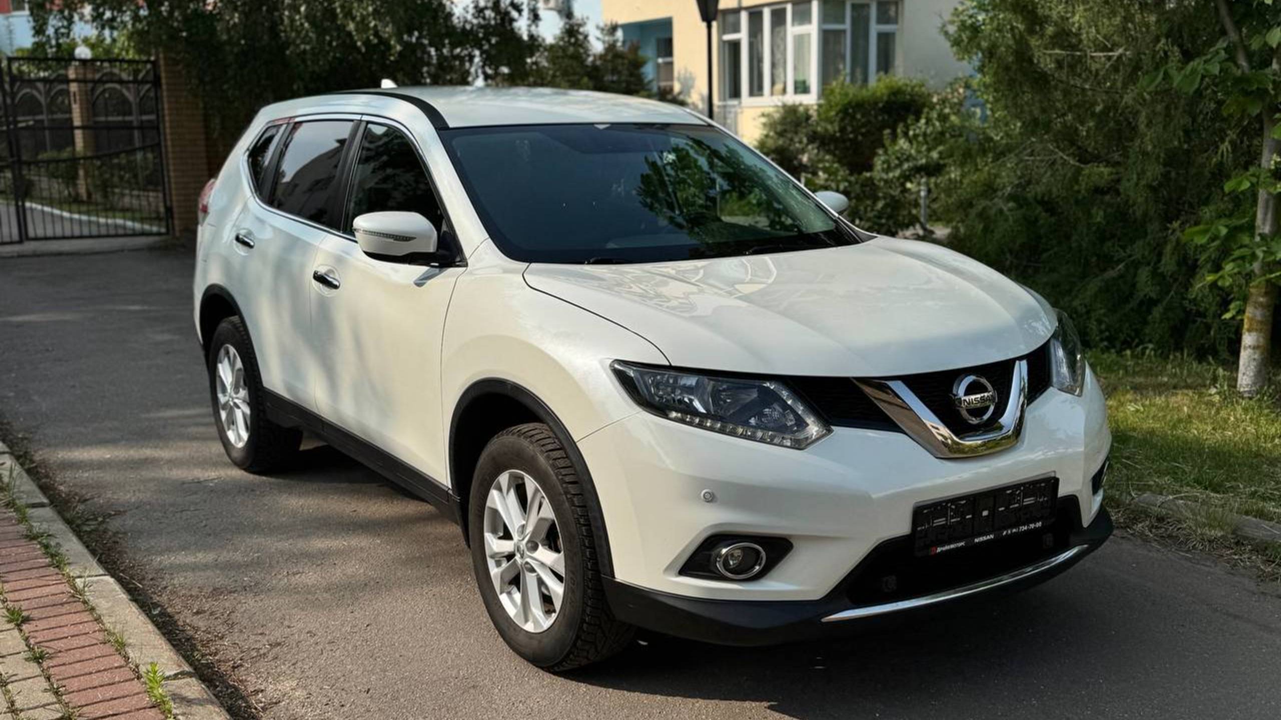 Nissan X-Trail 2017г, 65 000км, в комплектации SE+, в родном окрасе