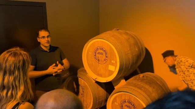 ЕРЕВАН - жизнь в гараже, заявление в органы, коньяк в музее и прогулка по столице!  #ереван #армения
