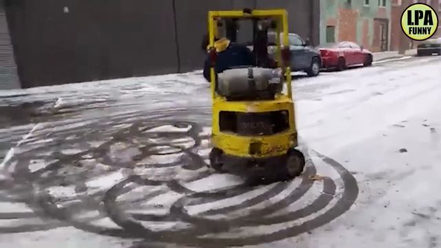Попробуй не засмеяться (Try Not To Laugh Challenge)

#Развлекательно 
#Юмор