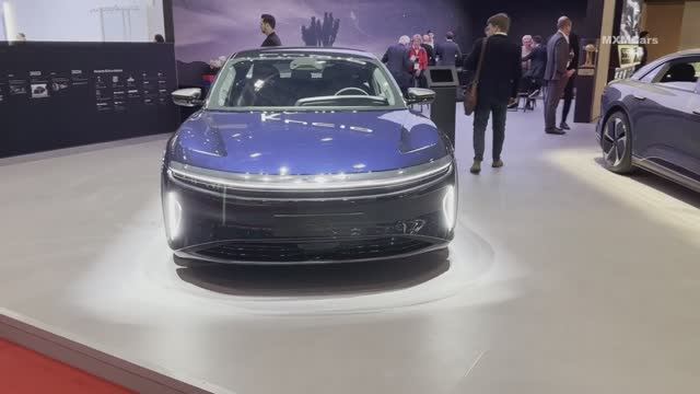 Lucid Air Sapphire_1235 л.с. 2 секунды