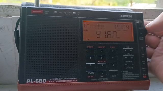 попробую по сканировать фм, сколько станций поймает RADIOWOW R-108 и сколько пропустит TECSUN PL-680