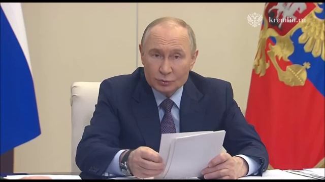 Путин предложил учредить день языков народов России и отмечать его ежегодно 8 сентября