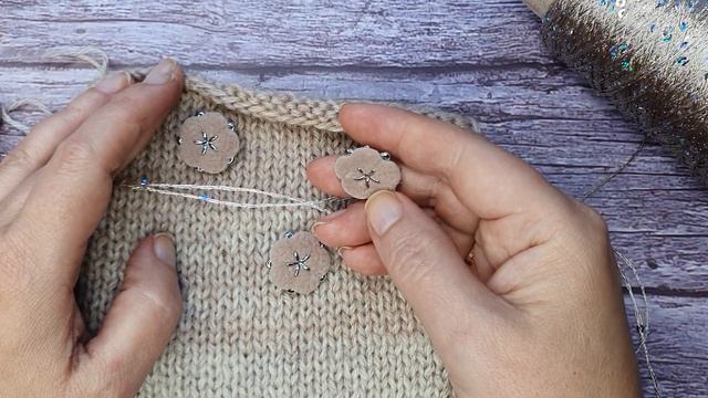 Купила пуговицы для кардигана по новому МК.