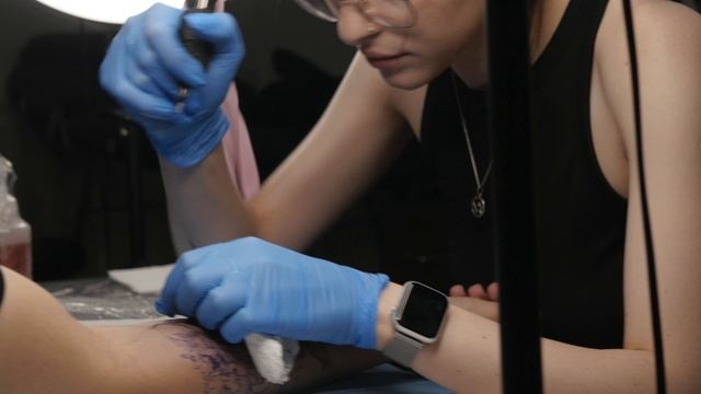 Мастер Полина, Тату Рыбы, студия Sar Black Tattoo