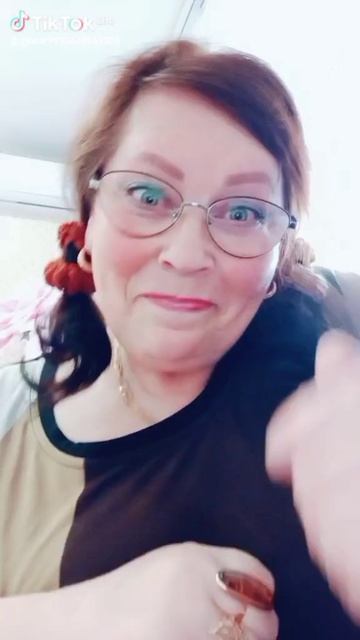 Между нами