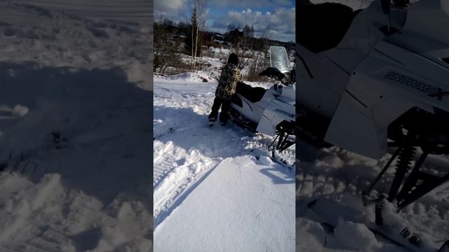 Зимой на снегоходе с сыном