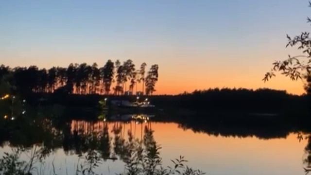 Закат на Лебяжьем озере. ❤️