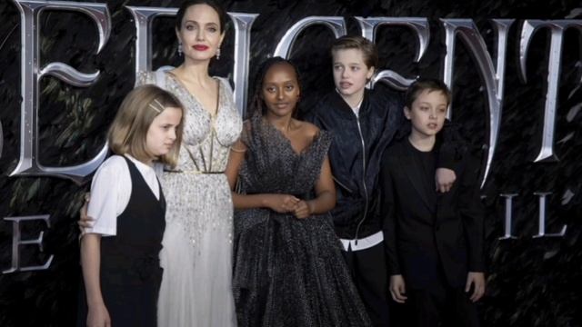 Анджелина Джоли отметила 50-летие с детьми
