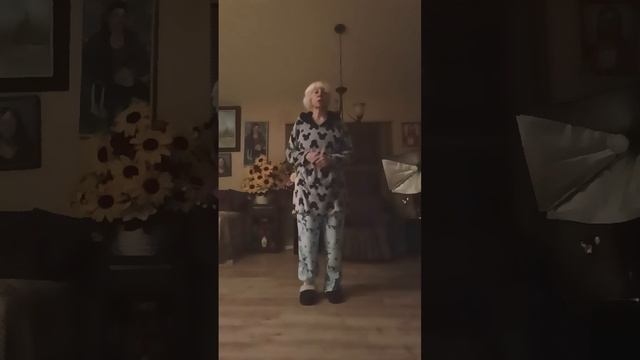 Water and milk and exercise and positive. Вода молоко зарядка добро