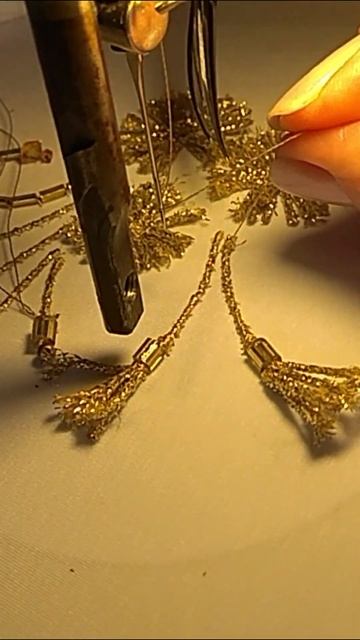 Структурная вышивка выполненная на швейной  #embroidery #т?