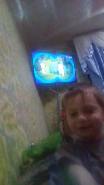мой брат гаварит,что у него есть рука