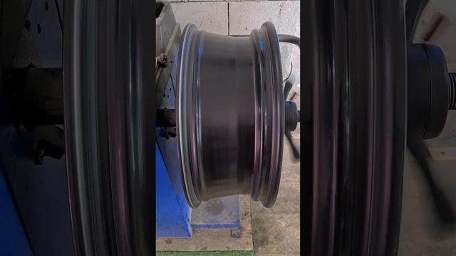 7874772