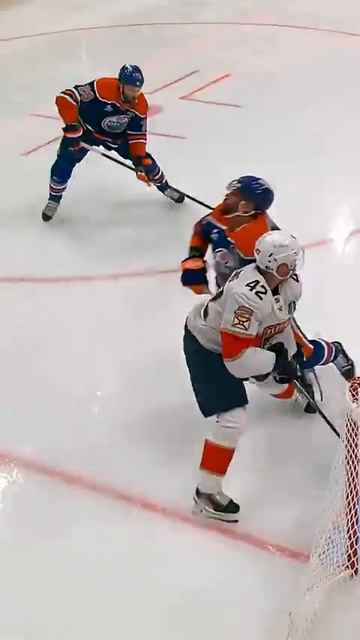 Leon turns Rogers Place up to ELEVEN