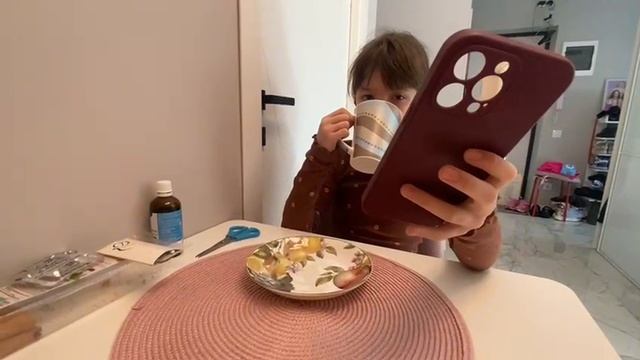 как проходит день Василисы лов🍒🍿