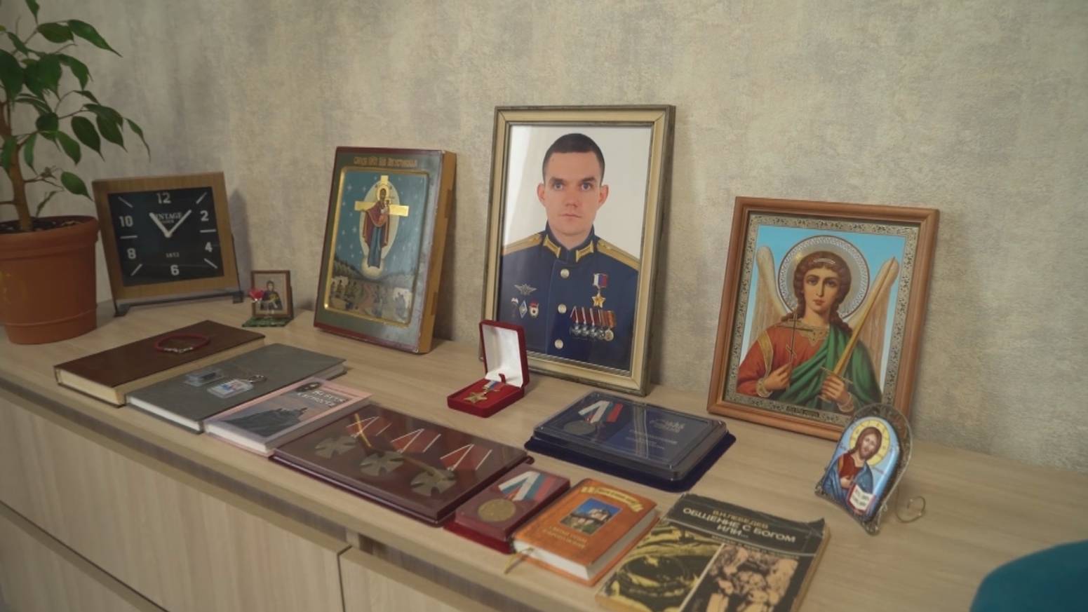 Сегодня - день памяти Героя России, гвардии лейтенанта Игоря Суханова