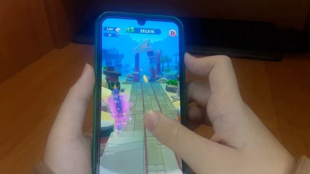 Играю в игру Мой Говорящий Том бег за золотом. Продолжаю строить дом Бена. Забираю свои награды.