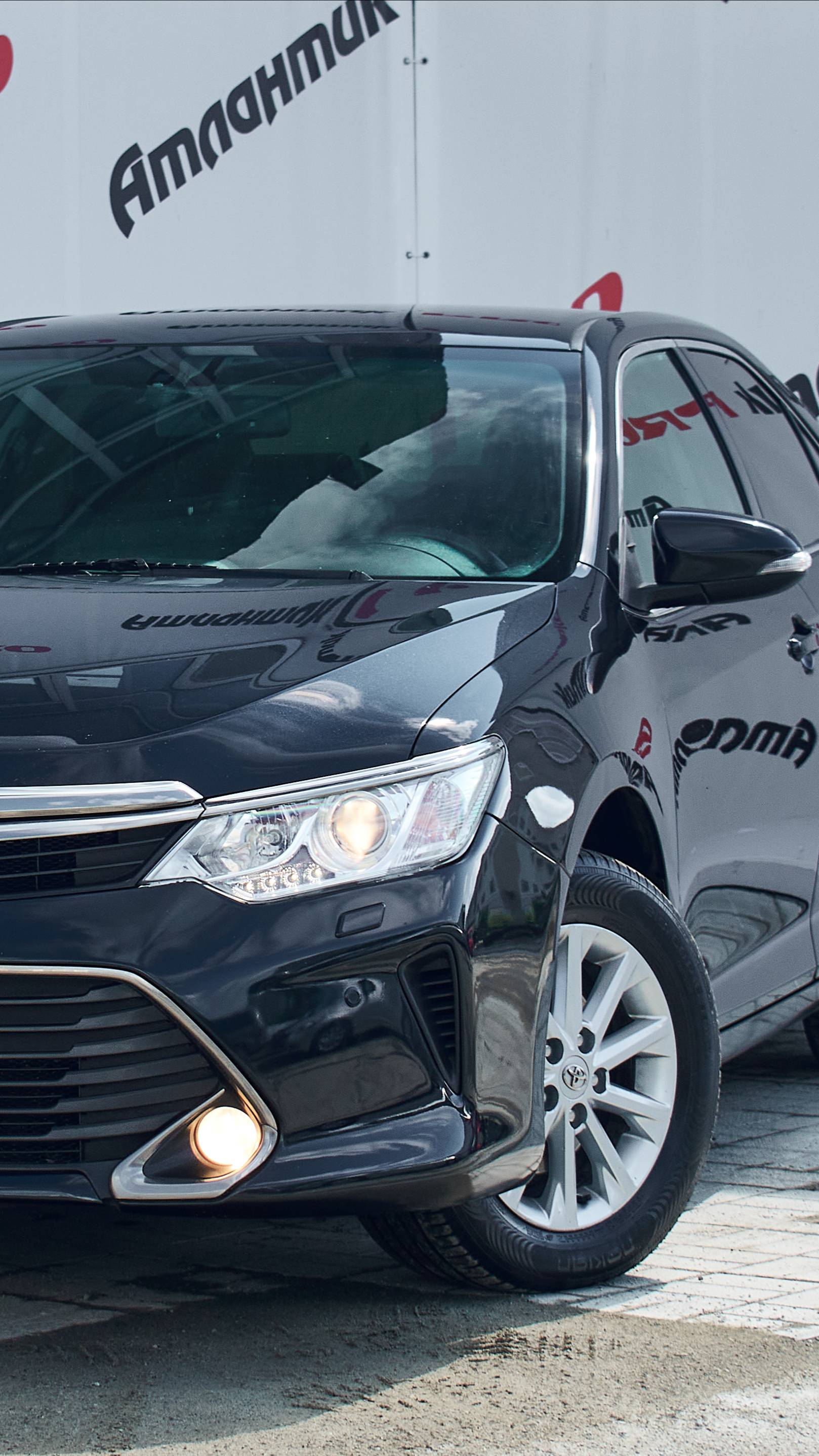 Обзор на Toyota Camry Седан 2.0 AT 2016г