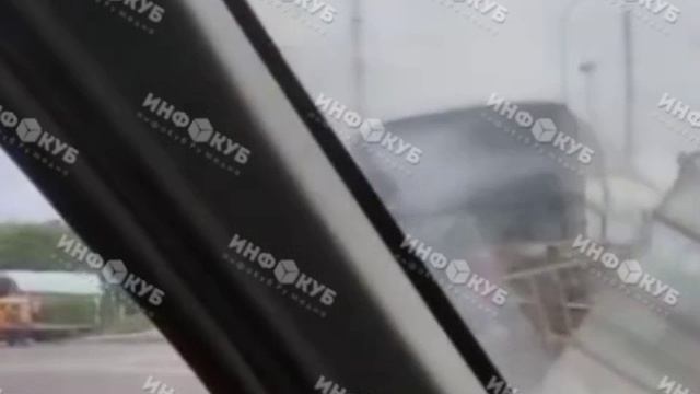 Утром 5 июня произошло ДТП в Кропоткине с участием Автобуса и «Газели»  на Казанской горе