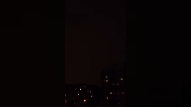 На ковре из жёлтых листьев??? Нате вам из Питера..