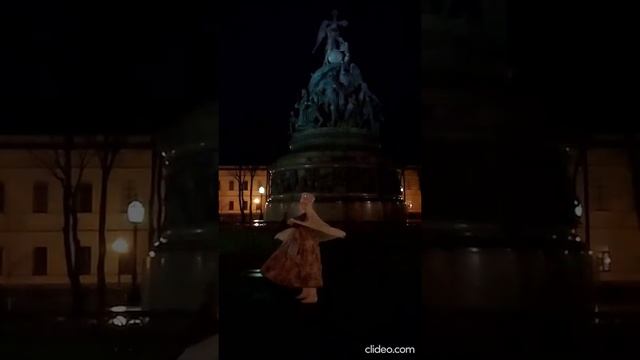 костюм Беломорье на фоне тысячелетие России