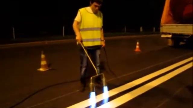 Нанесение пластиковой разметки на улице Пушкинской Ижевска
