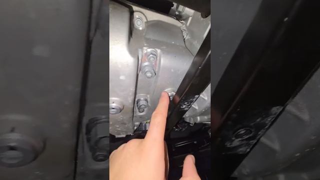 Замена масла в Lamborghini Aventador