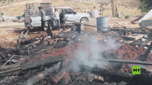آثار هجوم مستوطنين على بلدة دير دبوان شرق رام الله