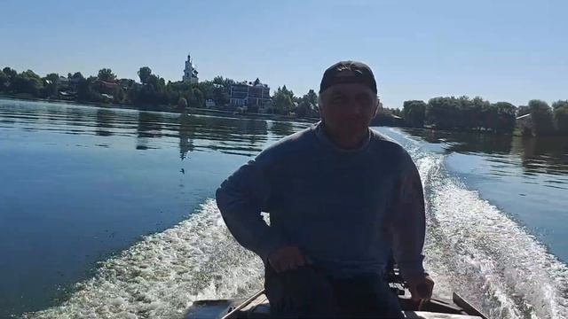 На моторке. Конаково волга
