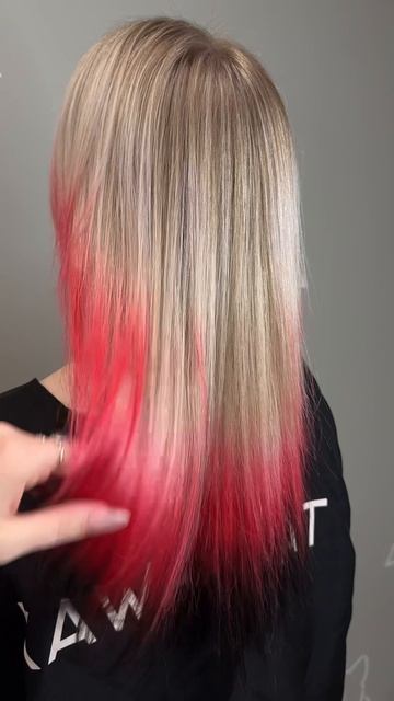 Омбре в невероятно красивых цветах! Выглядит очень стильно.