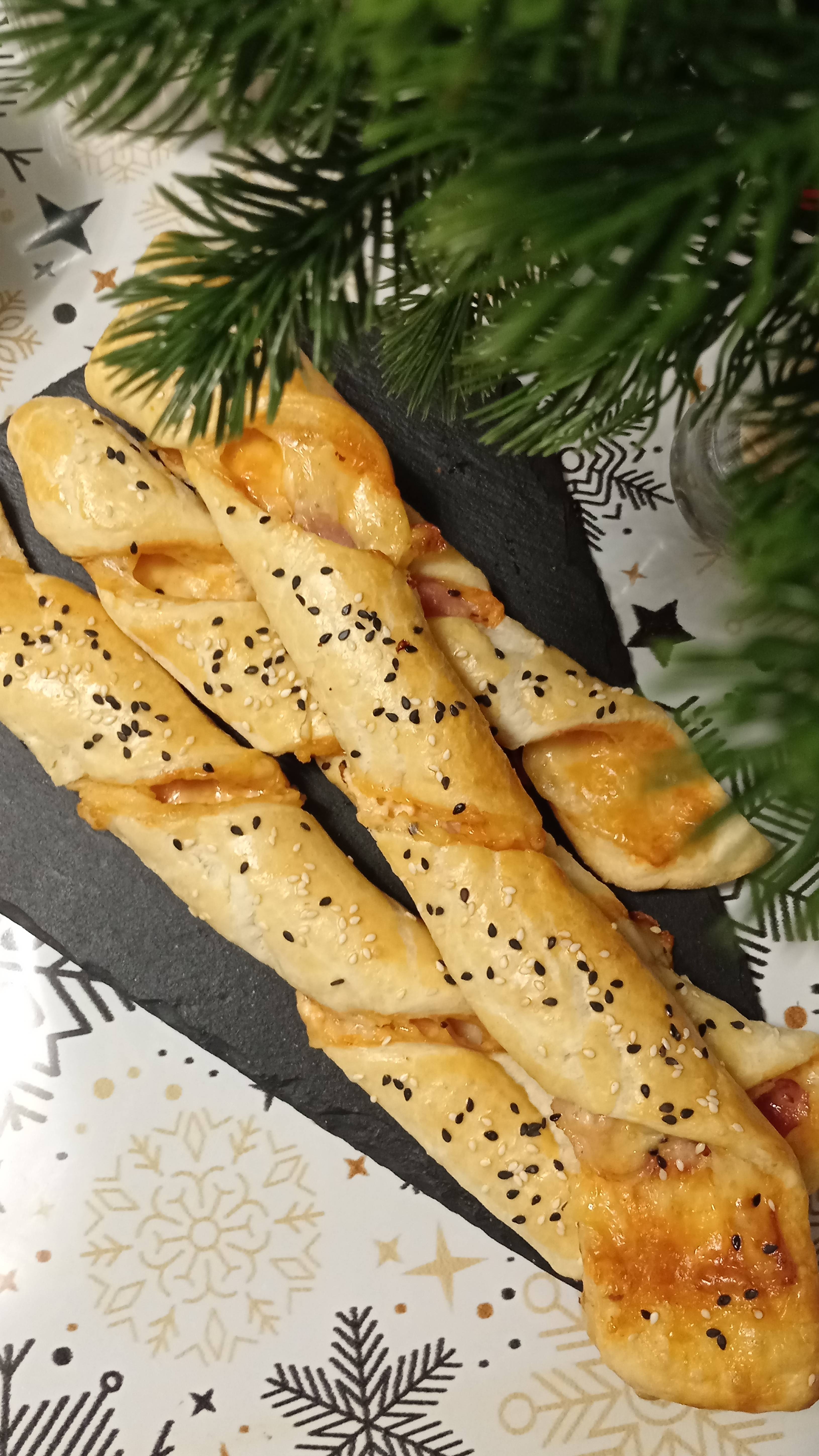 Закусочные  палочки с беконом и сыром