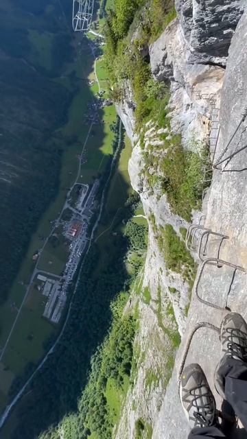 🌍 Прогулка по долине Лаутербруннен, Швейцария