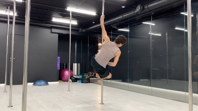 Развиваю навыки Pole Dance / Pole Sport || Кросс-тренинг для бегунов на длинные дистанции :)