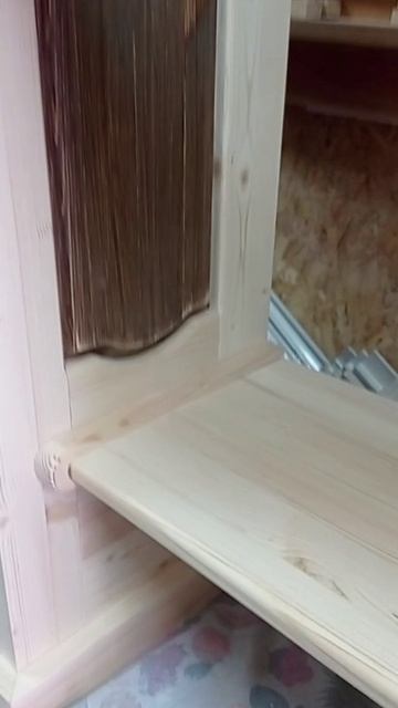 Полочка для монитора