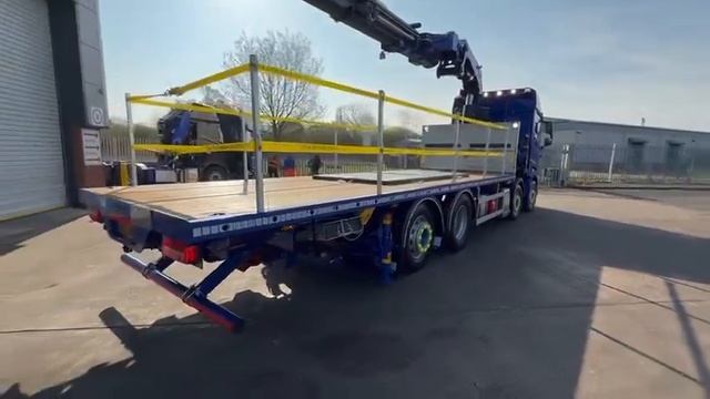 Типичный британский кранманипулятор DAF XF 8x2 530hp с итальянской #кму новой серии PM70.5SP.