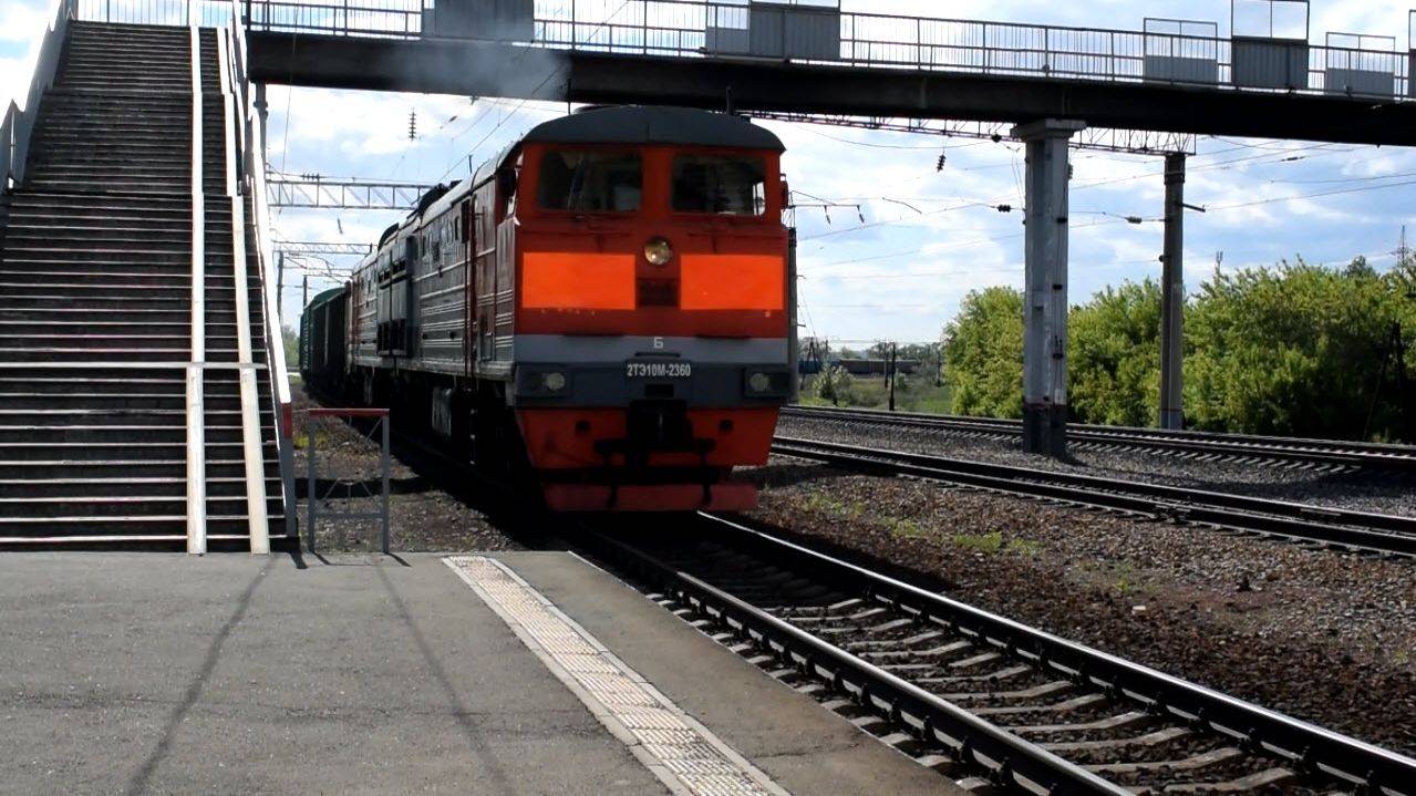 Тепловоз 2ТЭ10М-2360