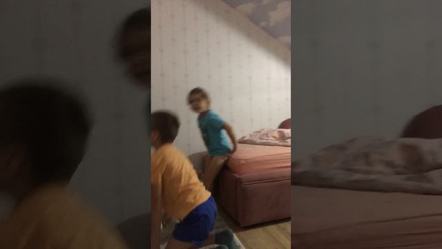 Максим и Майя