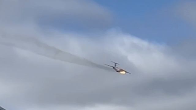 уводя самолёт от домов, песня на стихи неизвестного автора