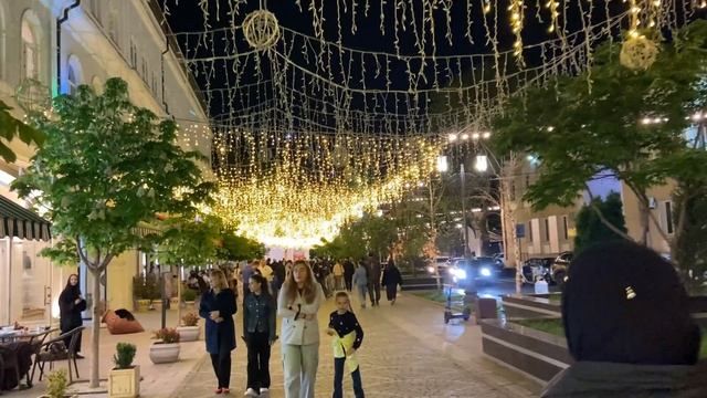 Махачкала  улица Буйнакского,парк