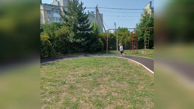 "Спортивная эстафета" в группе "Солнышко".🌞
Воспитатели:РомановаВ.А, КравцоваО.В 👍