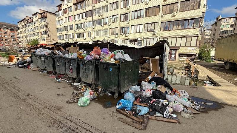 Как я зарабатываю лазая по мусоркам ? Dumpster Diving RUSSIA #105