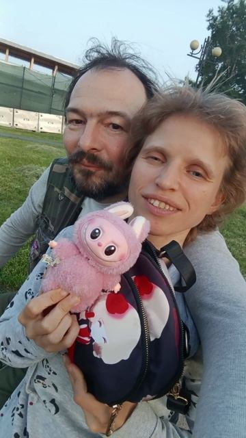 У нас есть LABUBU! Показываем самую популярную игрушку, которые любят блогеры.