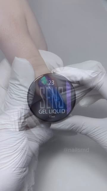 Маникюр с яркими гелями на отдых 🌊 в работе liquid 29 (154661103) и 23 (154661108)