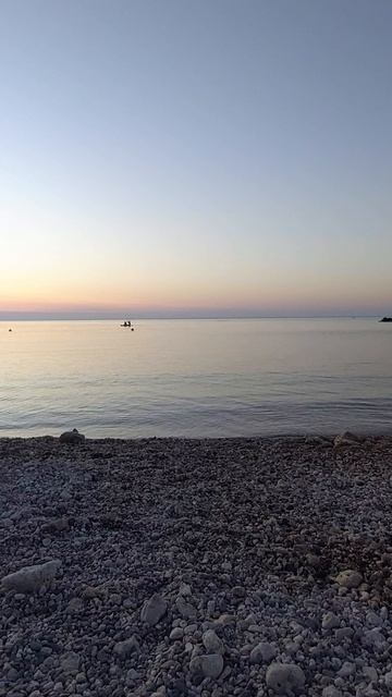 Море на закате. Скоро открытие сезона