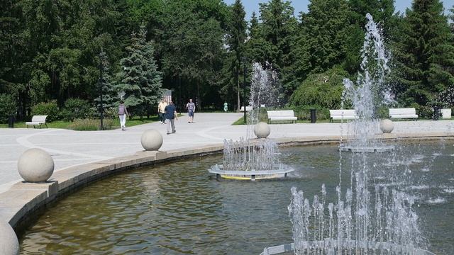 Красивый фонтан