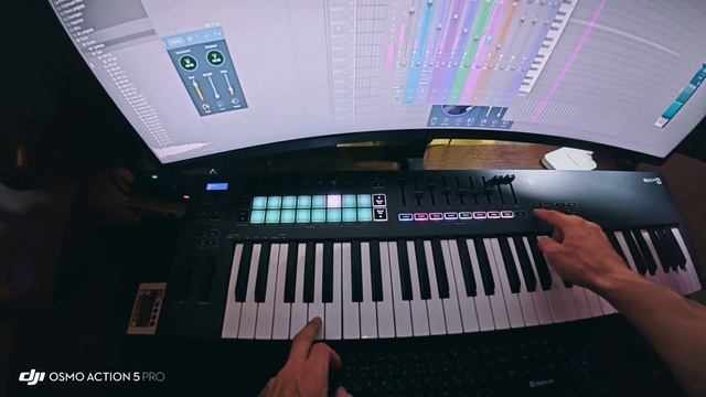 Миди Контроллер - Novation Flkey 61