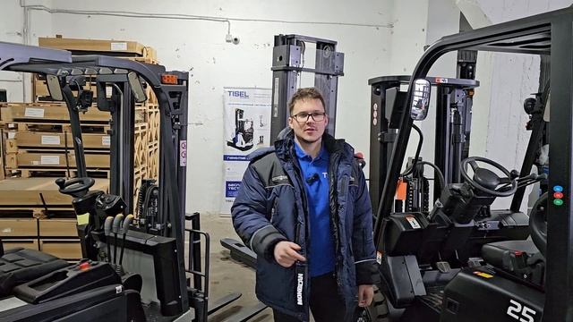 Четырех или трехопорный погрузчик? #tiseltechnics #погрузчик