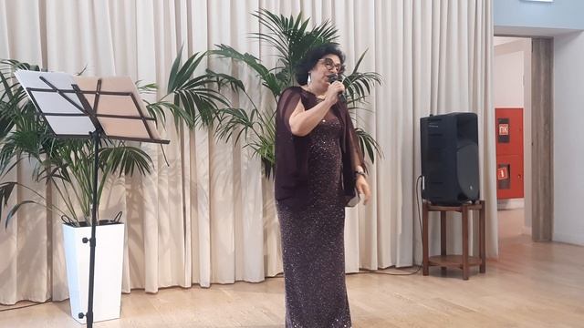 1000264860.mp4 Серафима Дуттова,,Зорька алая"
Стихи-Виктор Гин(Гинзбурский),музыка-Александр Морозов