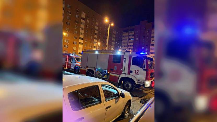 Четыре человека пострадали при пожаре в многоквартирном доме в Самаре