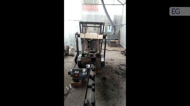 Вертикальный пресс для брикетирования угля GB160