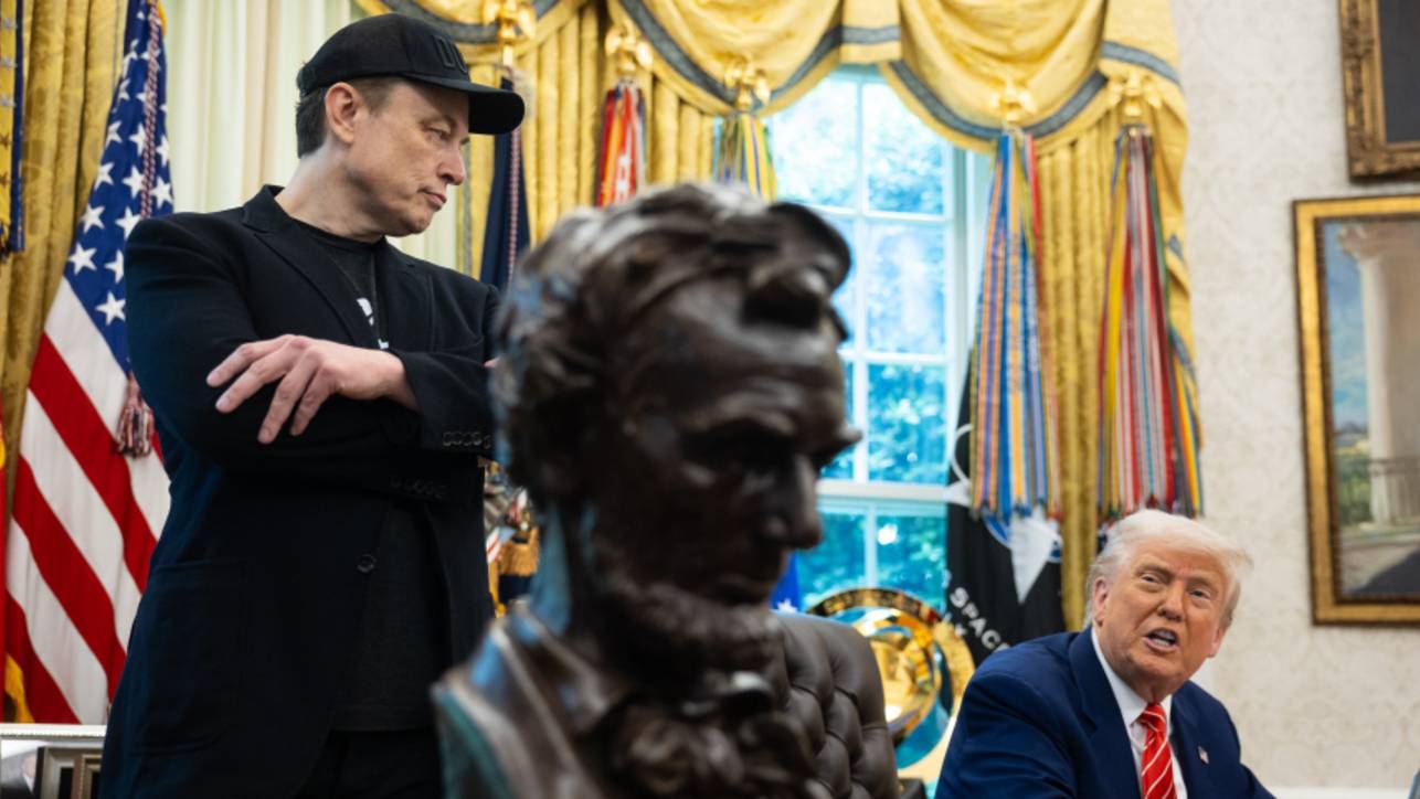 Битва гигантов: что не поделили между собой Трамп и Маск
